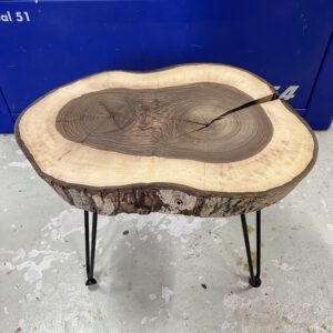 Couchtisch Walnussscheibe